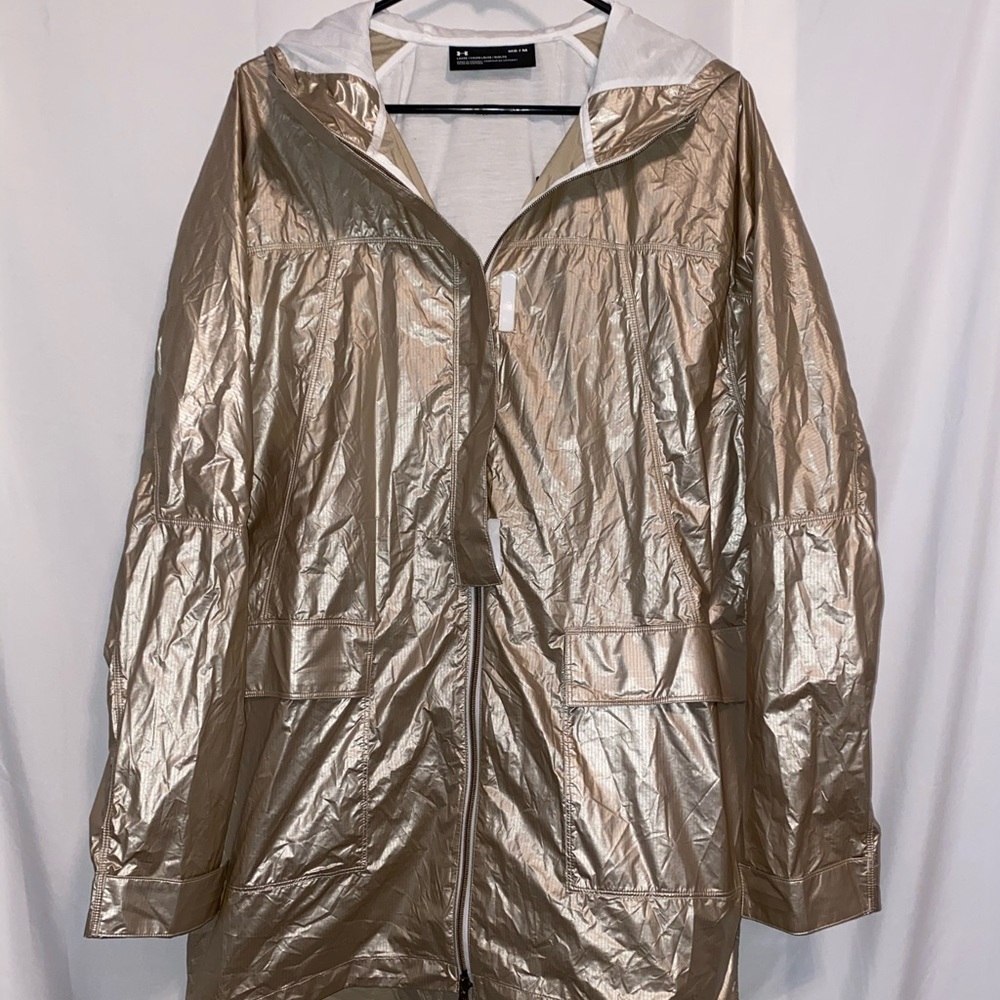 Under Armour reflective raincoat medium